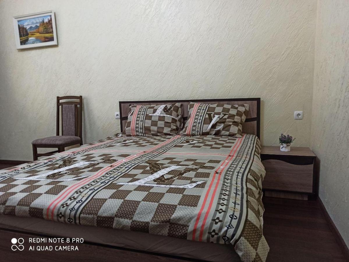 Apartmán Квартира В Самом Центре Wi-Fi Černovice Exteriér fotografie